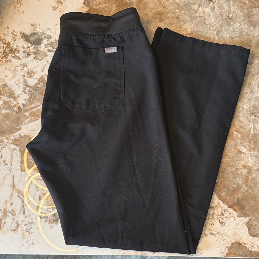 Figs Women's Black Livingston Scrub Pants size Medium Tall